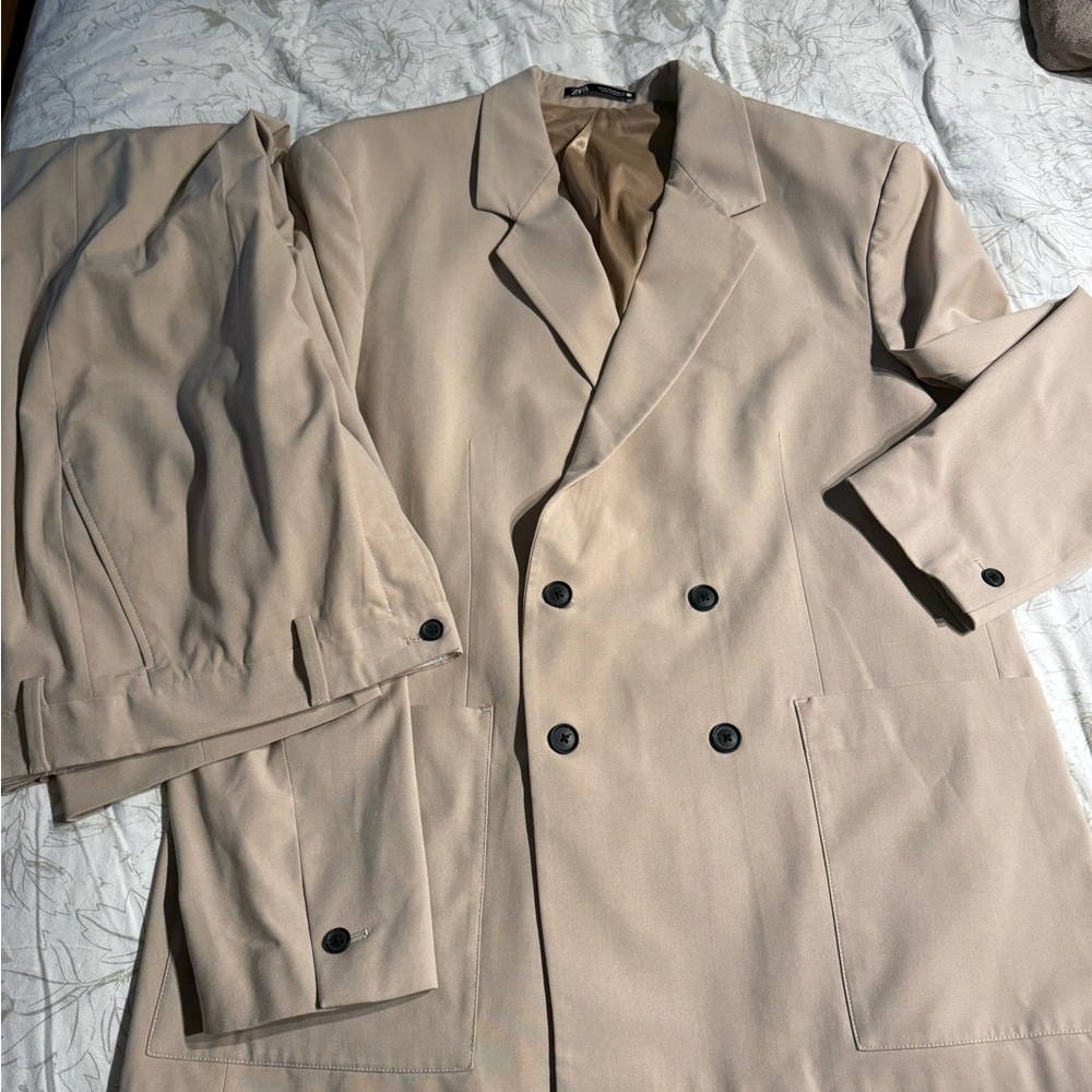 Zara Men's Beige Double-Breasted